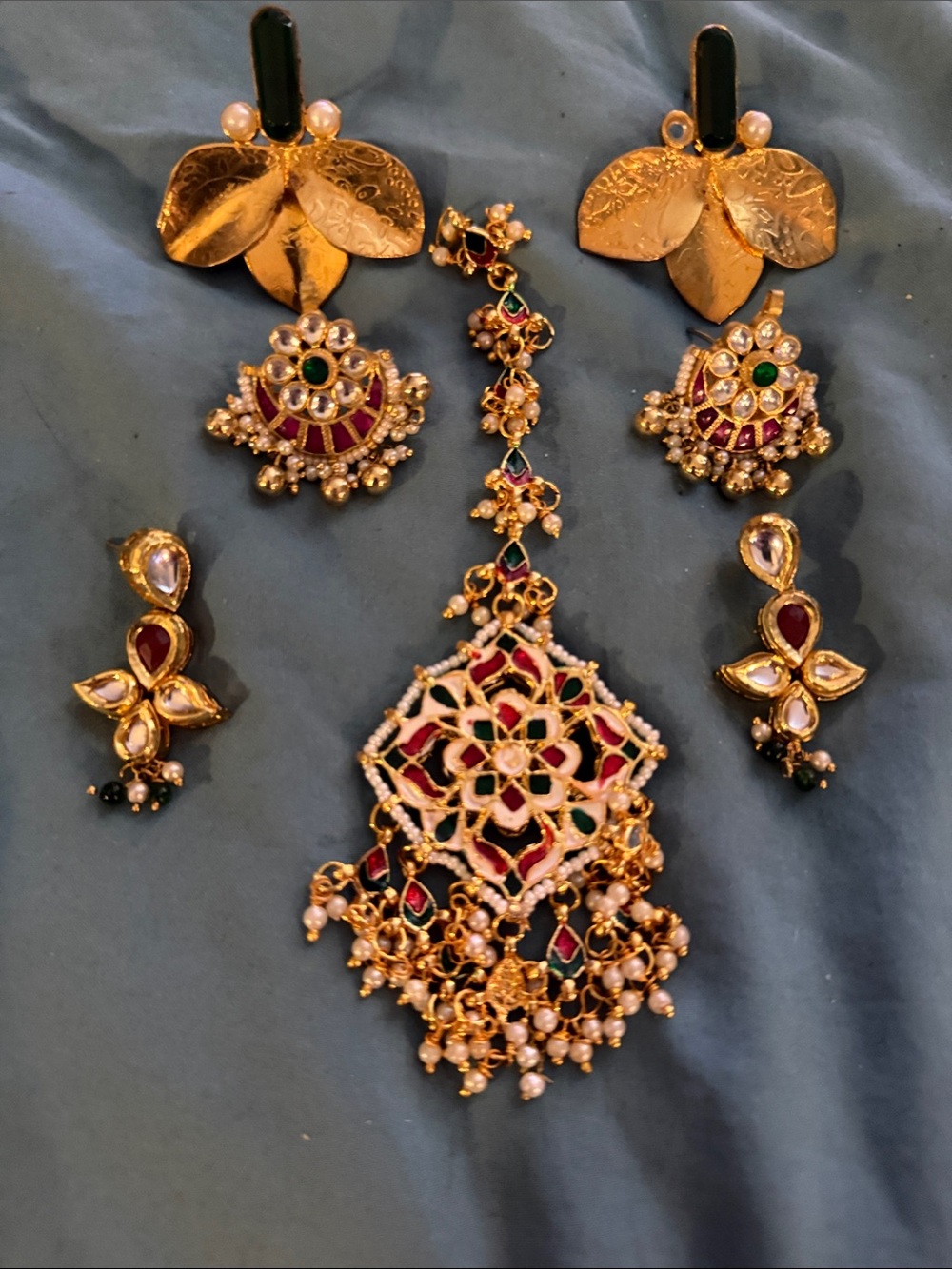 Gold-Tone Traditional Kundan Necklace Set with Red and Green Accents